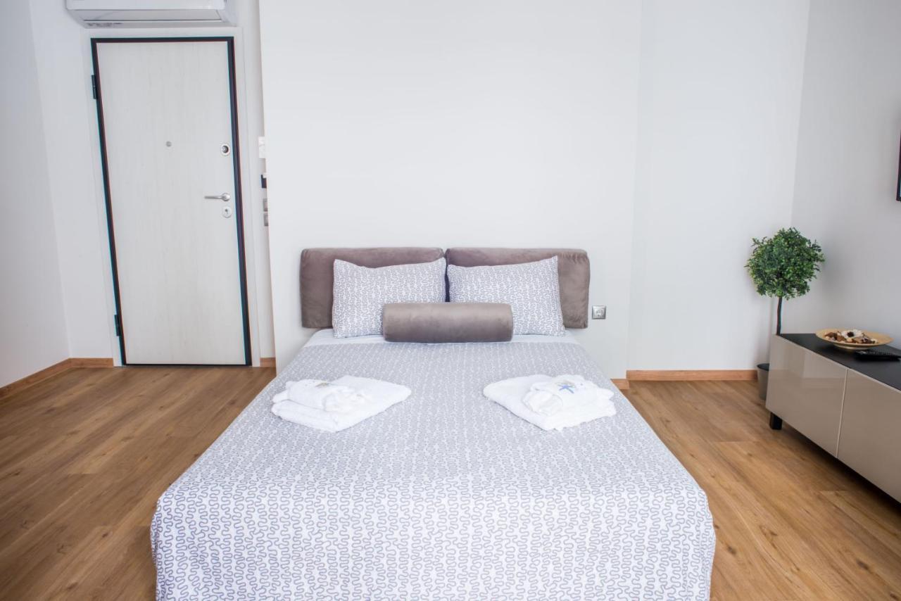 A23 Sunny & Cosy Suite With Balcony Near Parthenon Athens Exterior photo